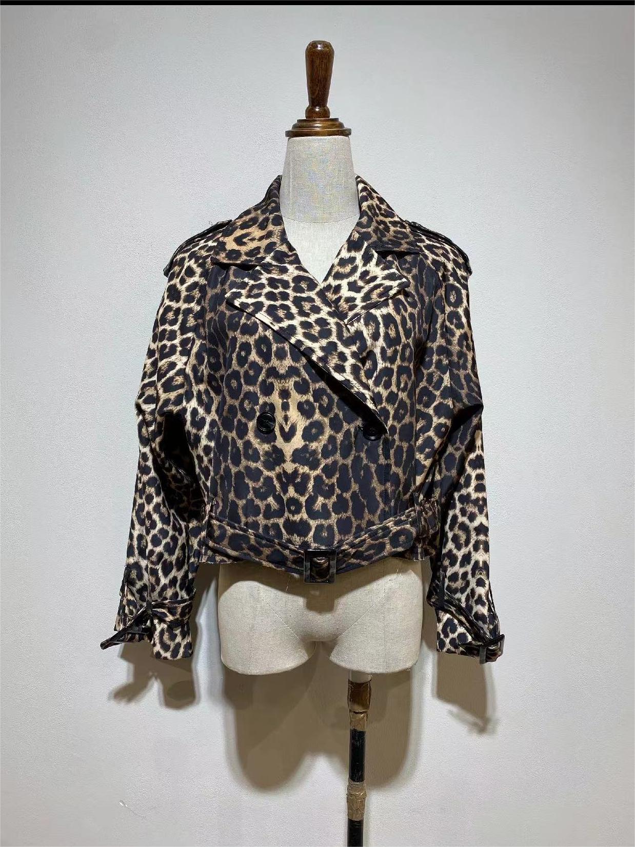 Women's printed coat