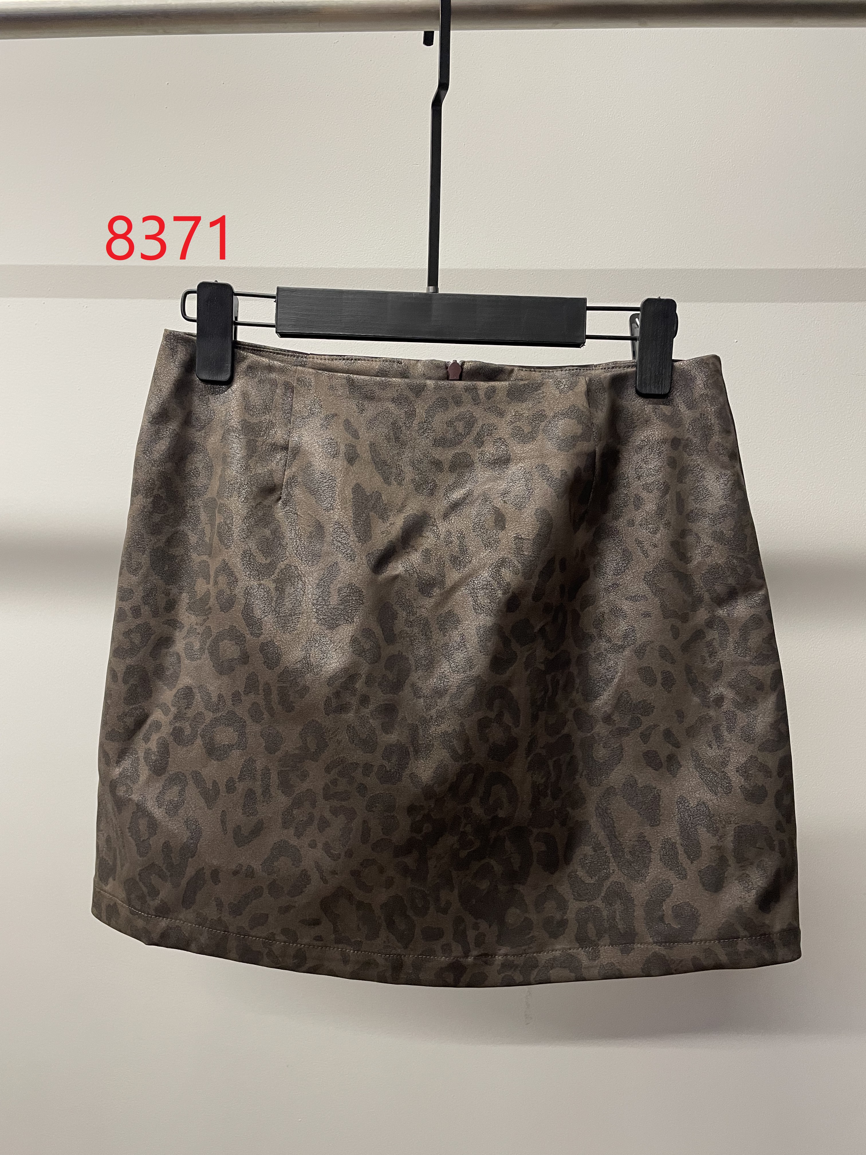 WOMEN'S COAT + SKIRT