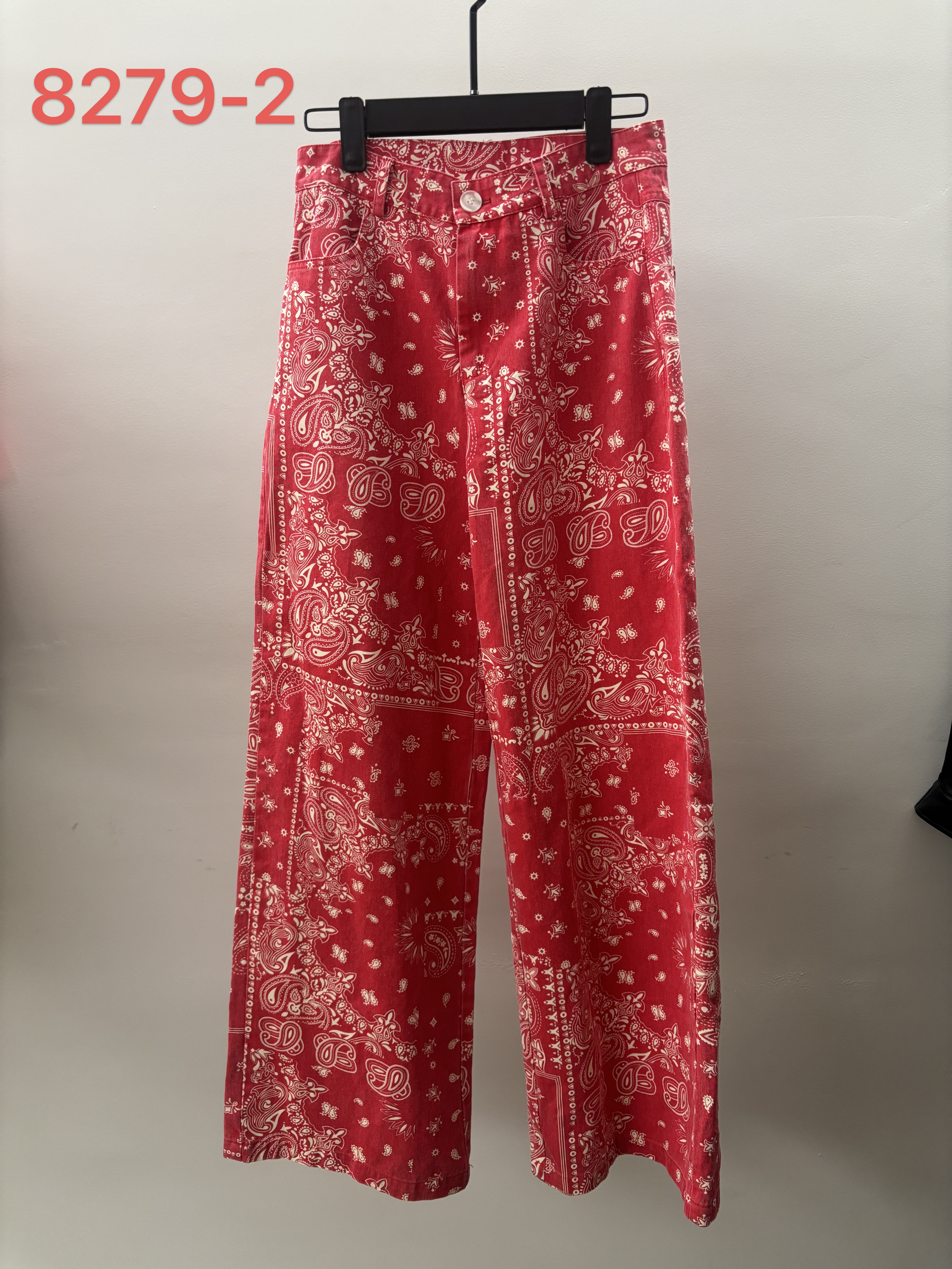 lady's shirt+women's pants