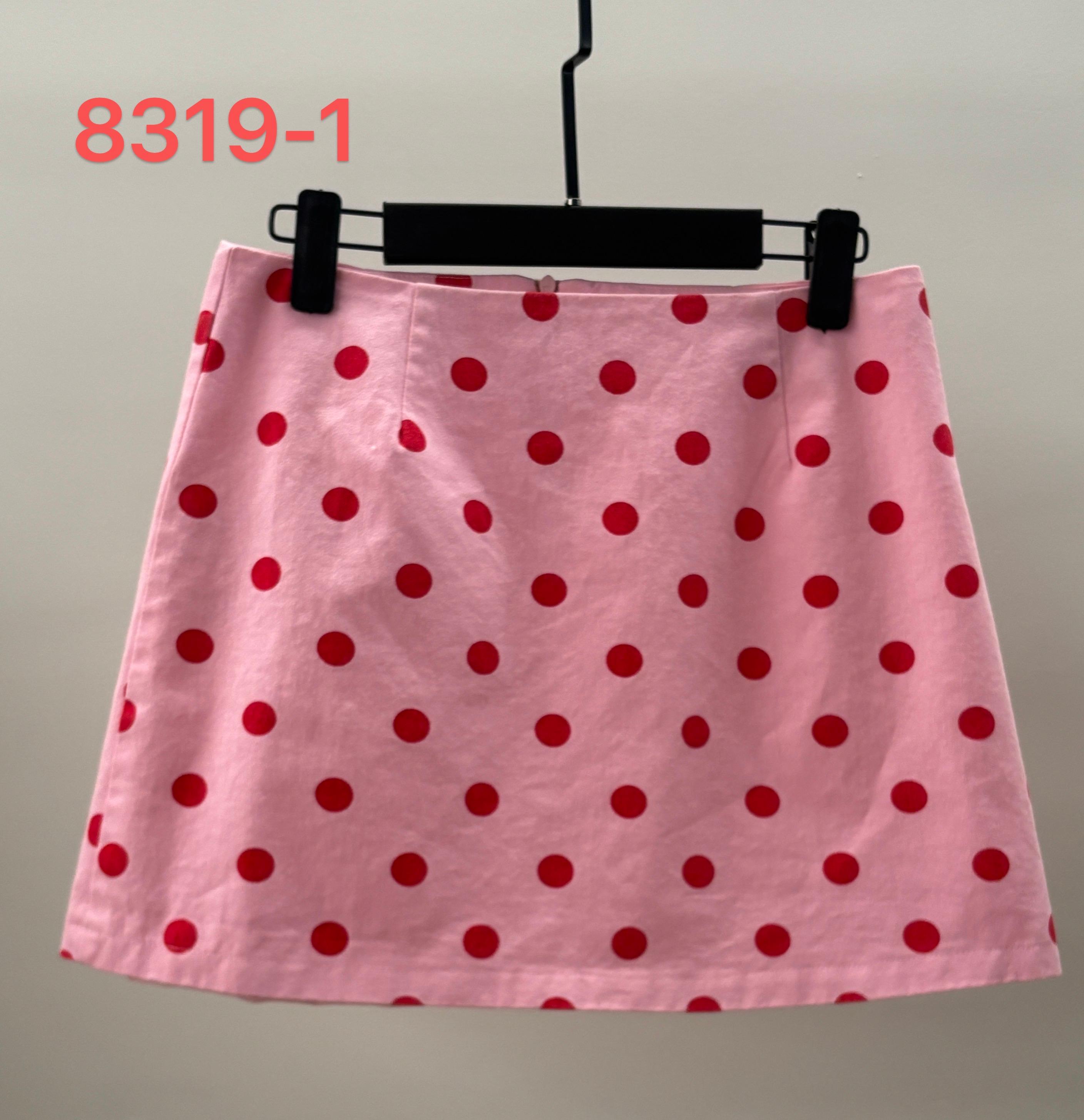 lady's shirt+women's skirt